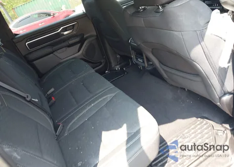 2025 Ram 1500 Big Horn 4X4 5'7 Box z USA, uszkodzony, nr VIN 1C6RRFFG3SN696337